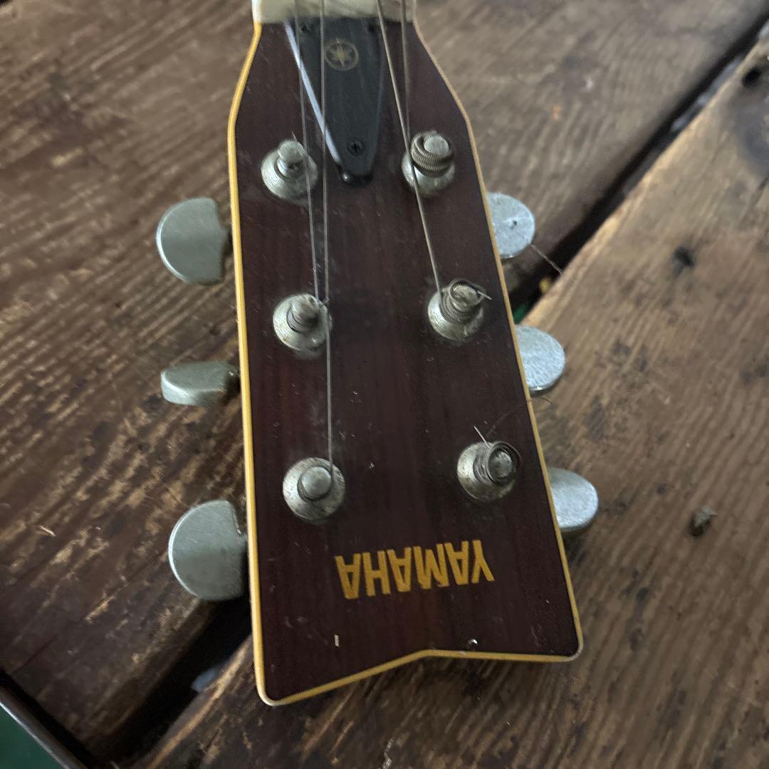 ヤマハ　アコースティックギター　FG-251B