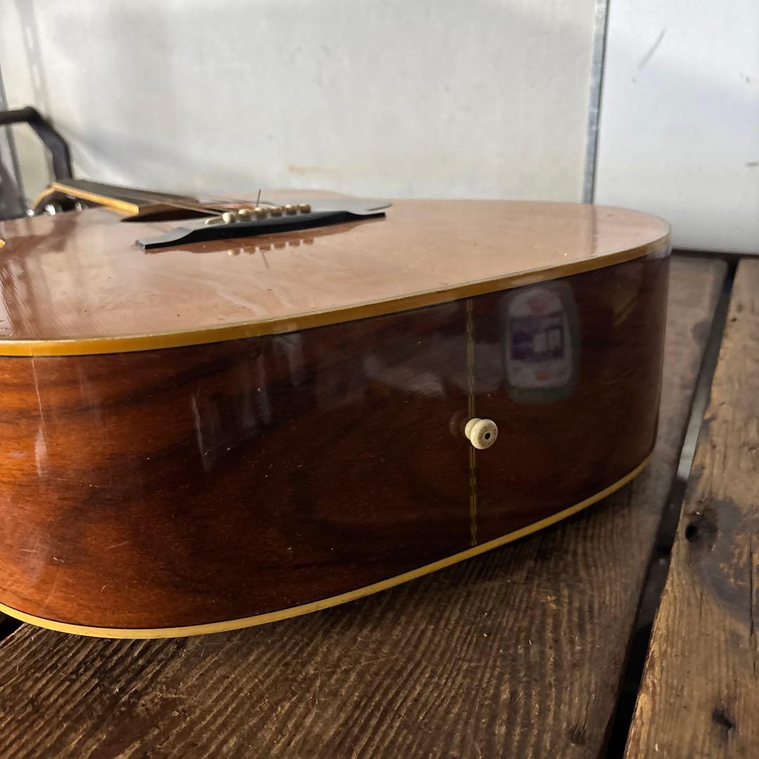 ヤマハ　アコースティックギター　FG-251B