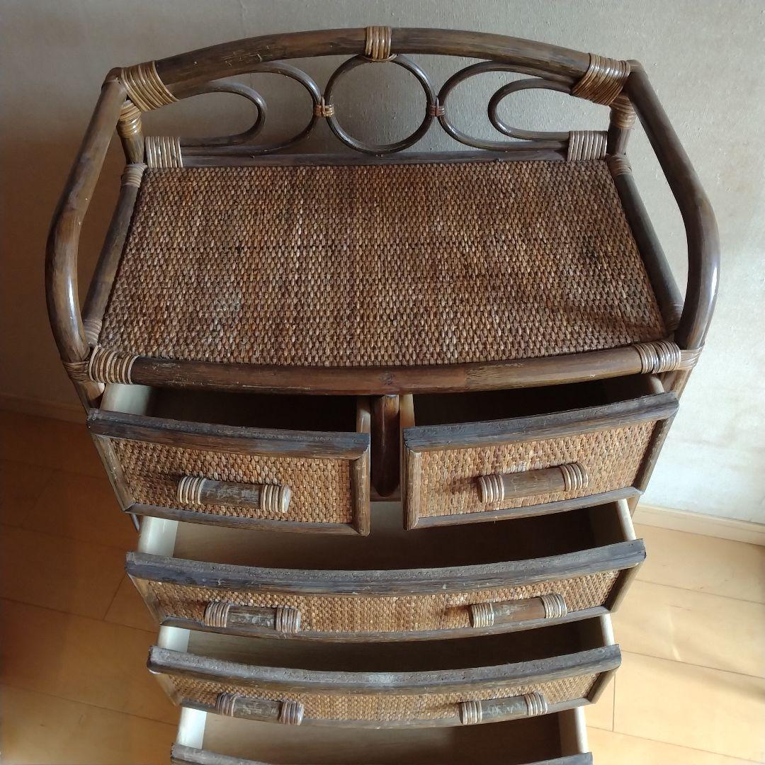 《限定特価！早めにご連絡下さい！》ウッドとラタン製（籐）の5 段チェスト