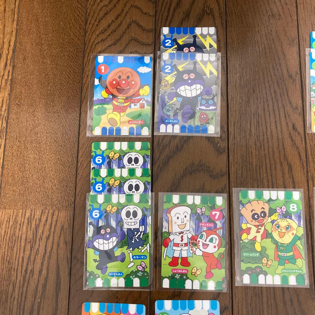 アンパンマン ゲームカード[まとめ キラ入] - メルカリ