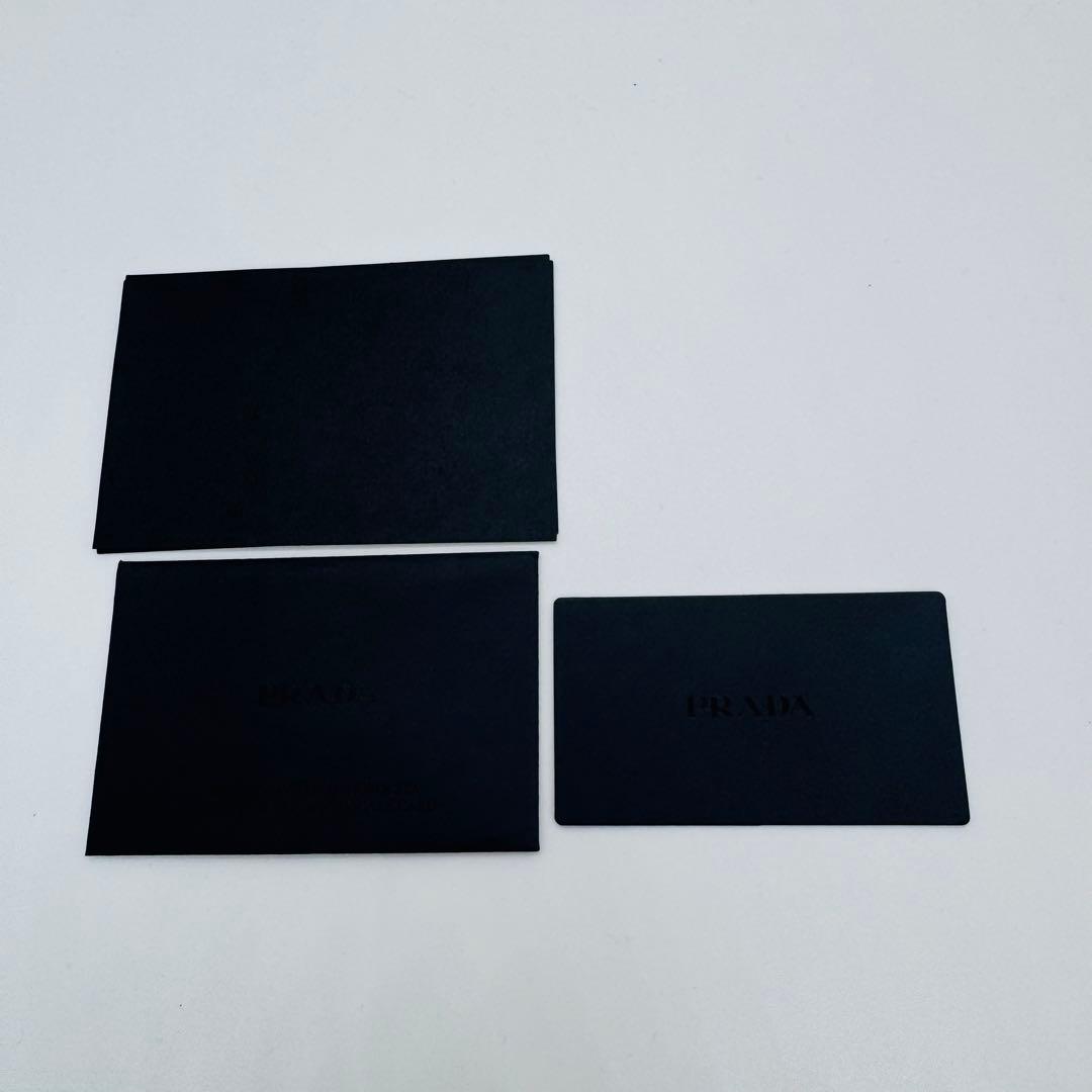 ✨PRADA✨プラダ✨バーガンディ✨レザー✨ヴィンテージ✨二つ折り財布✨