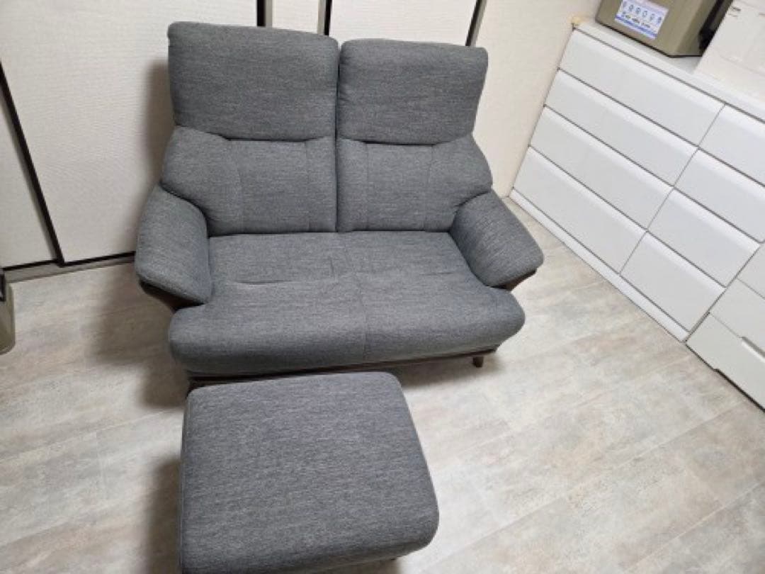2人掛けソファ【引取り限定】