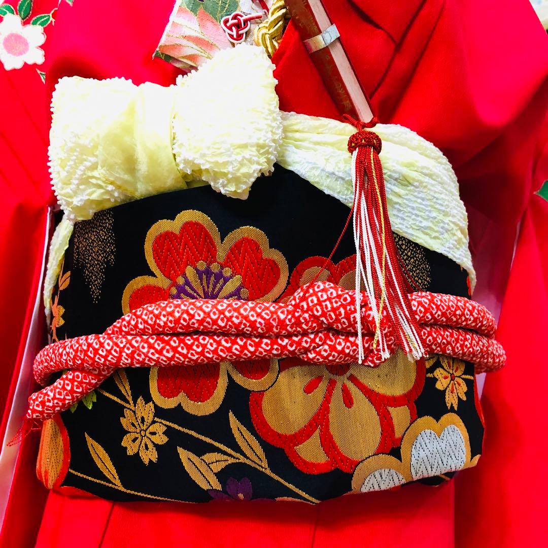 七五三七歳未使用着物‼️人気赤地暈し⭐︎御所車手毬花々煌びやか際立つ⭐︎安心フルセット