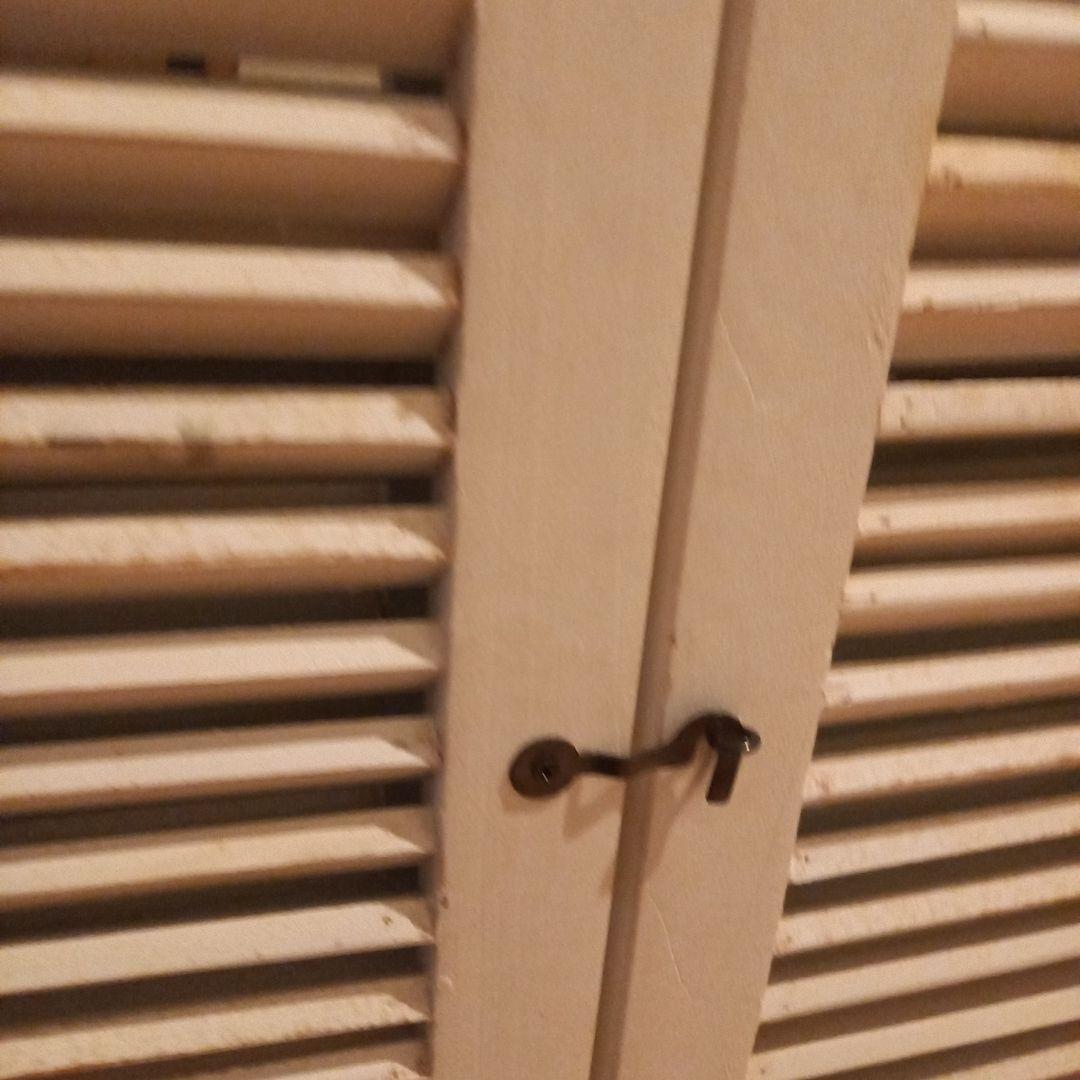 本日のみ、さらに値下げ‼️アンティーク雑貨　ミラー　窓