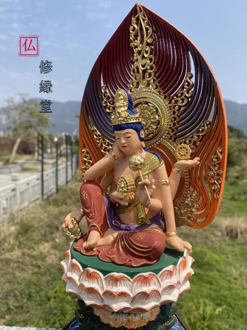 【修縁堂】極上品仏教美術 精密彫刻 彩繪 彩金 如意輪観音 手彫り仏師で仕上げ品