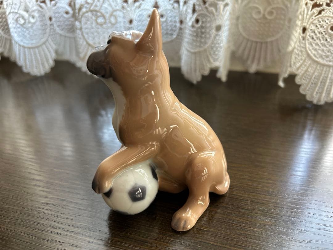 ⭐︎美品⭐︎ロイヤルコペンハーゲン2018フィギュリン犬サッカーボール