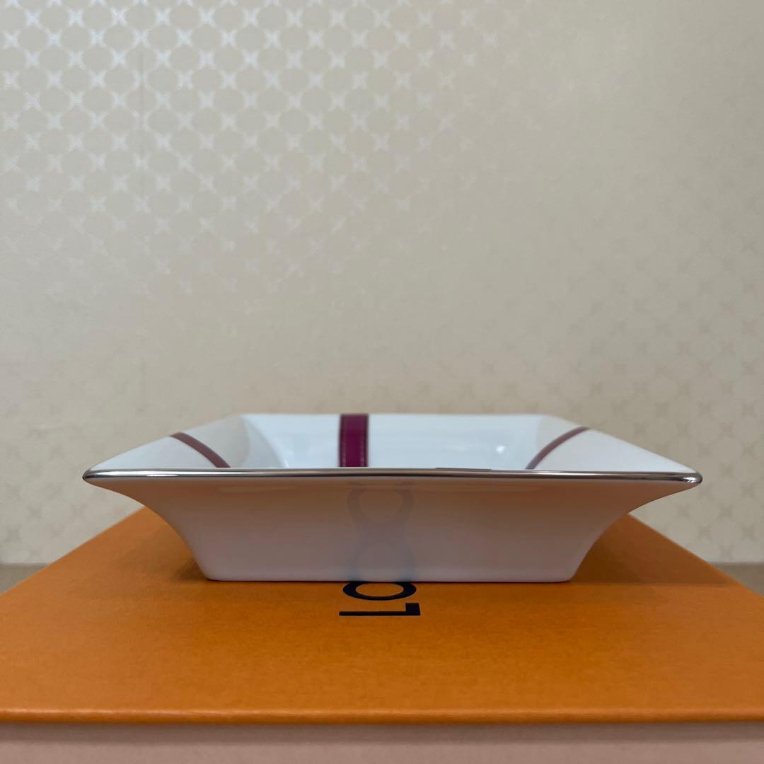 Louis Vuitton 四角い皿専用ボックス付き