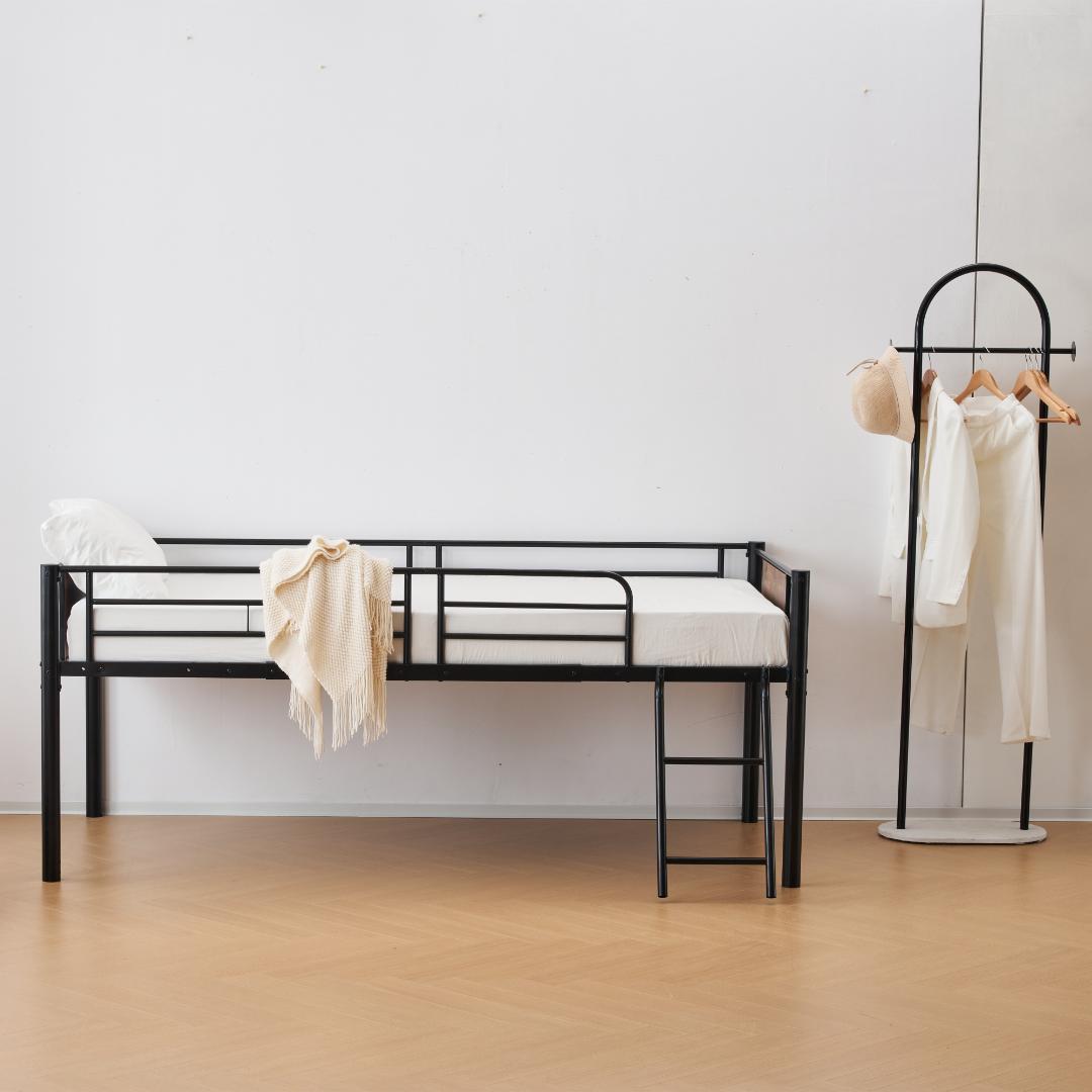 新作ロフトベッド　シングルサイズ　スチール製　北欧風　おしゃれ　BLACK