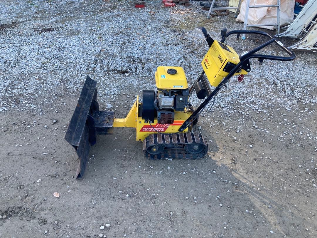 スズキ 除雪機 キャタピラ式　排土版