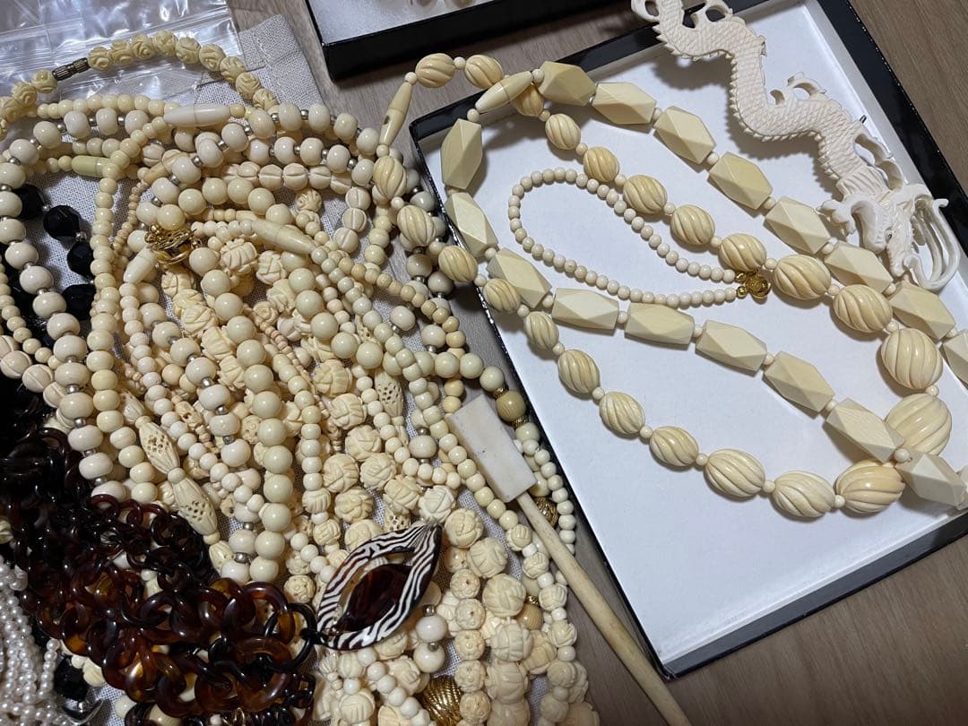 遺品整理 アクセサリー まとめ売り