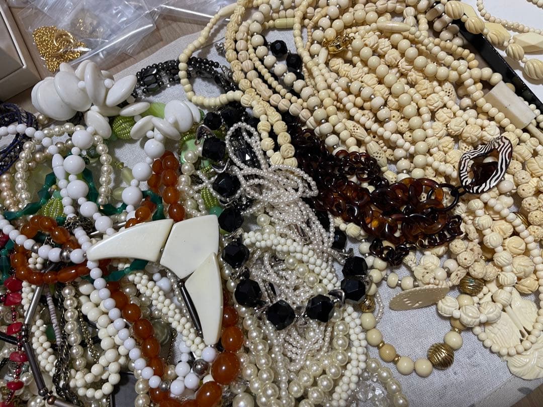 遺品整理 アクセサリー まとめ売り