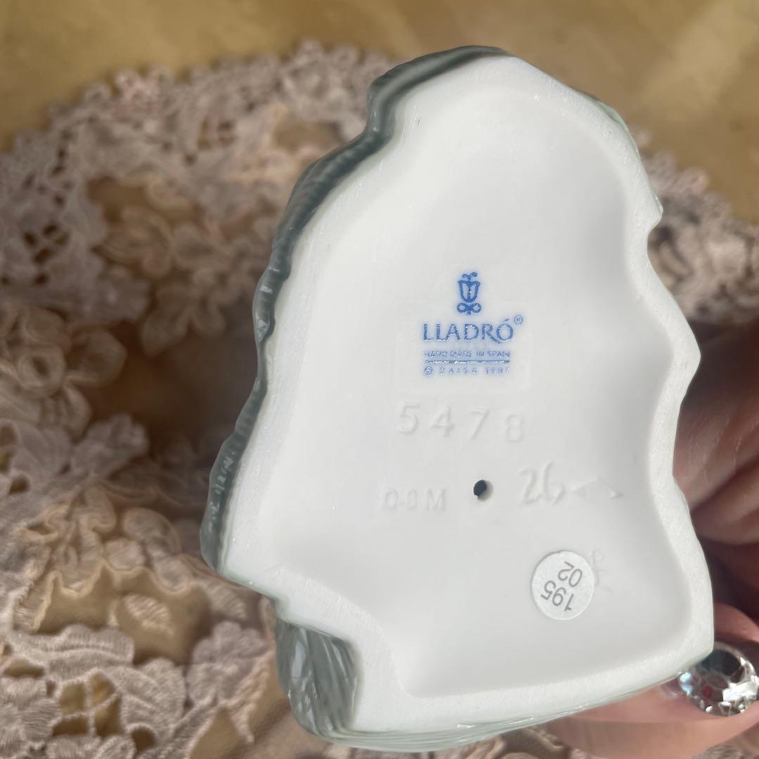 リヤドロ　マリアと幼子の陶器