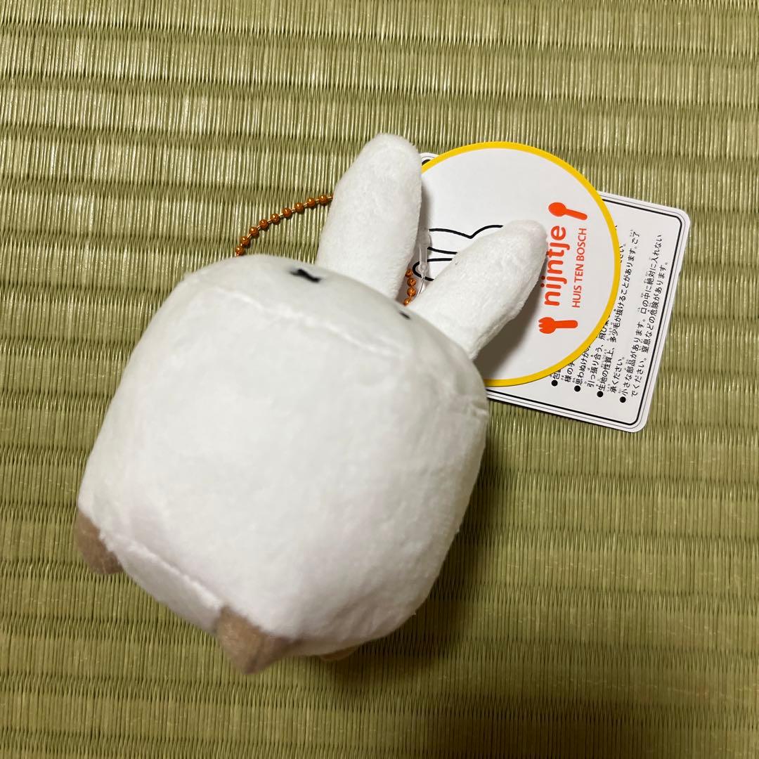 ハウステンボス限定 ナインチェカフェ ミッフィー いすマスコットキー