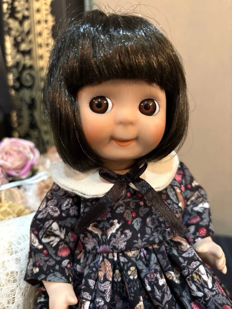 ヴィンテージ　ビスクドール　グーグリー ①