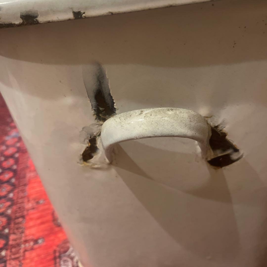 ꕤイギリスアンティークꕤブレット缶