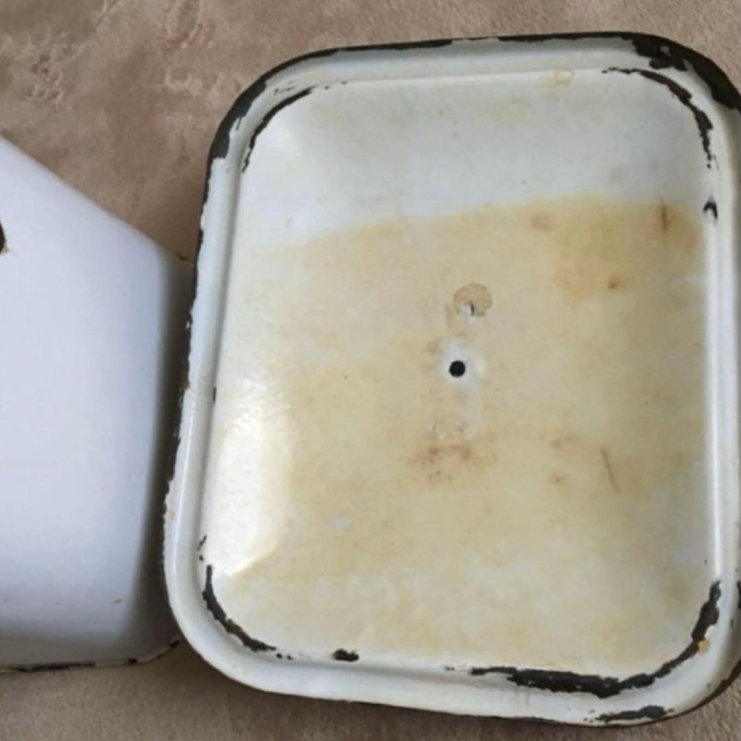 ꕤイギリスアンティークꕤブレット缶