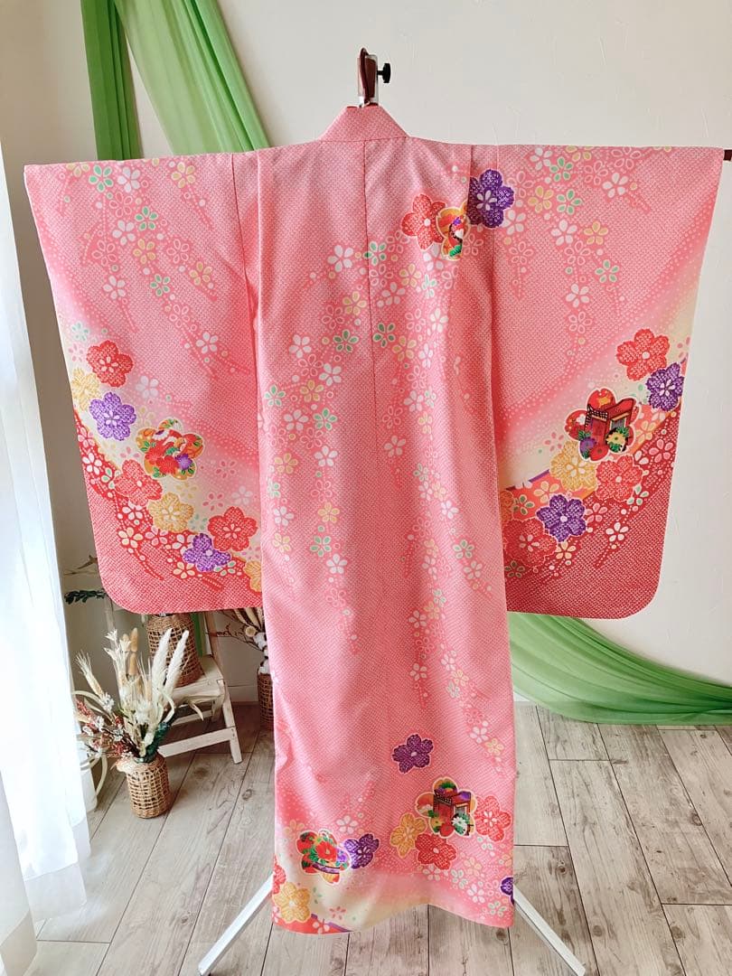 美品！ピンク4つ身着物