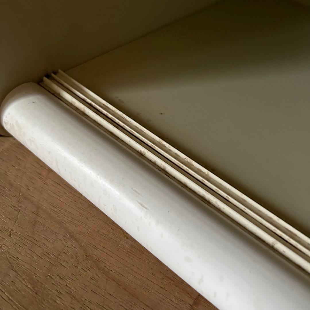 ホワイト ガラス収納棚 3段