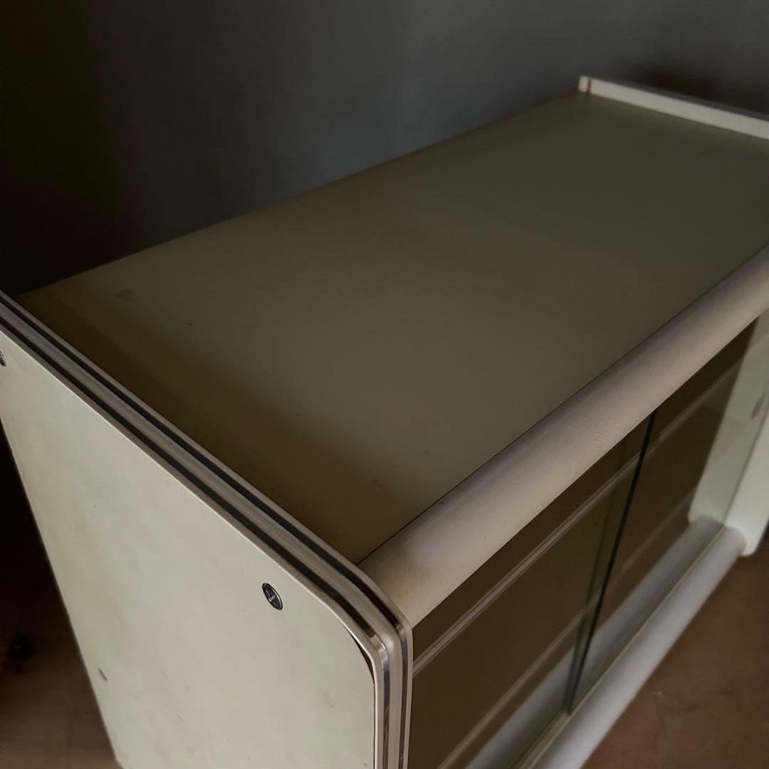 ホワイト ガラス収納棚 3段