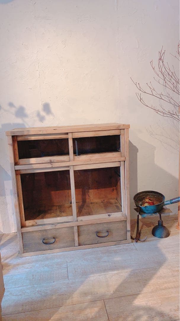 アンティーク木製収納キャビネット ガラス扉付き 引き出し2つ 対面渡し限定