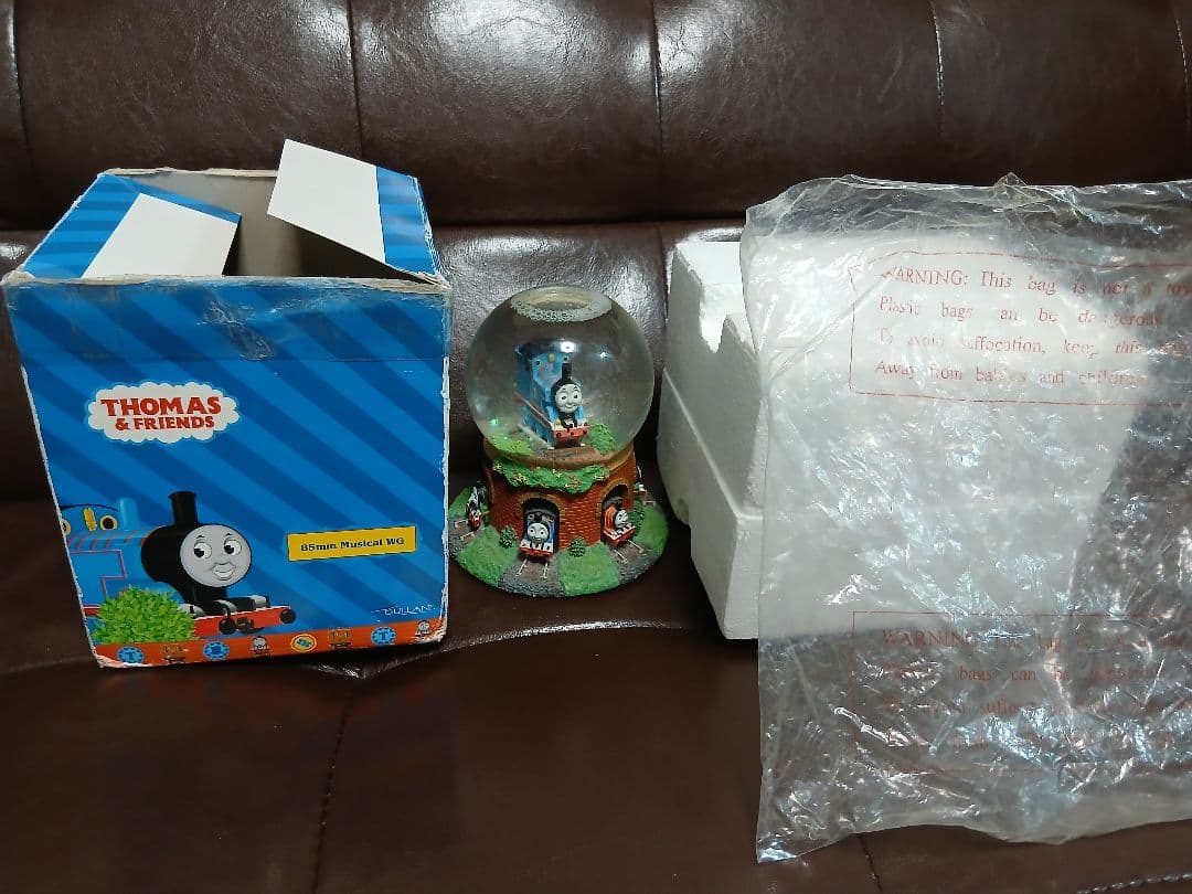 きかんしゃトーマス　スノードーム　オルゴール