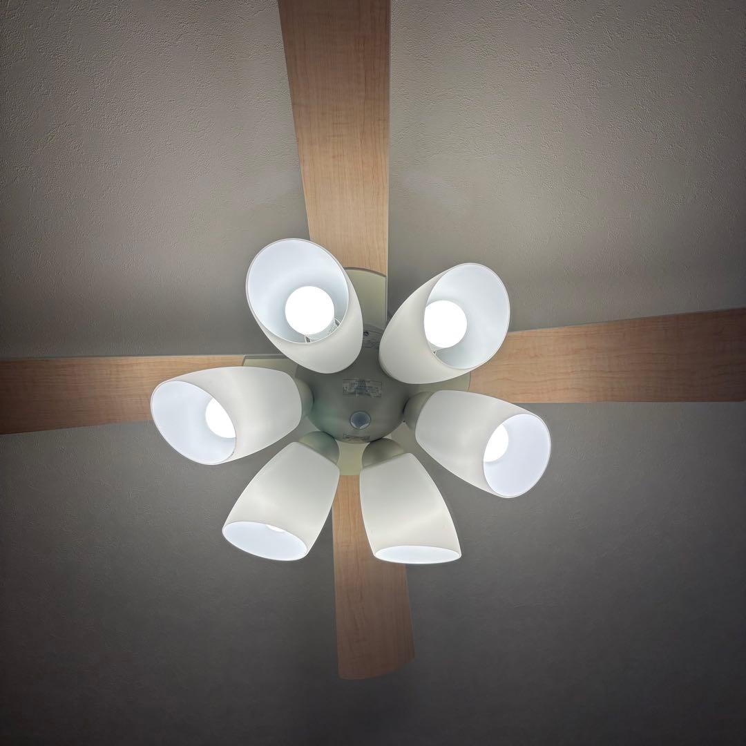 コイズミ シーリング ファン ライト リモコン リビング ホワイト ウッド 家電