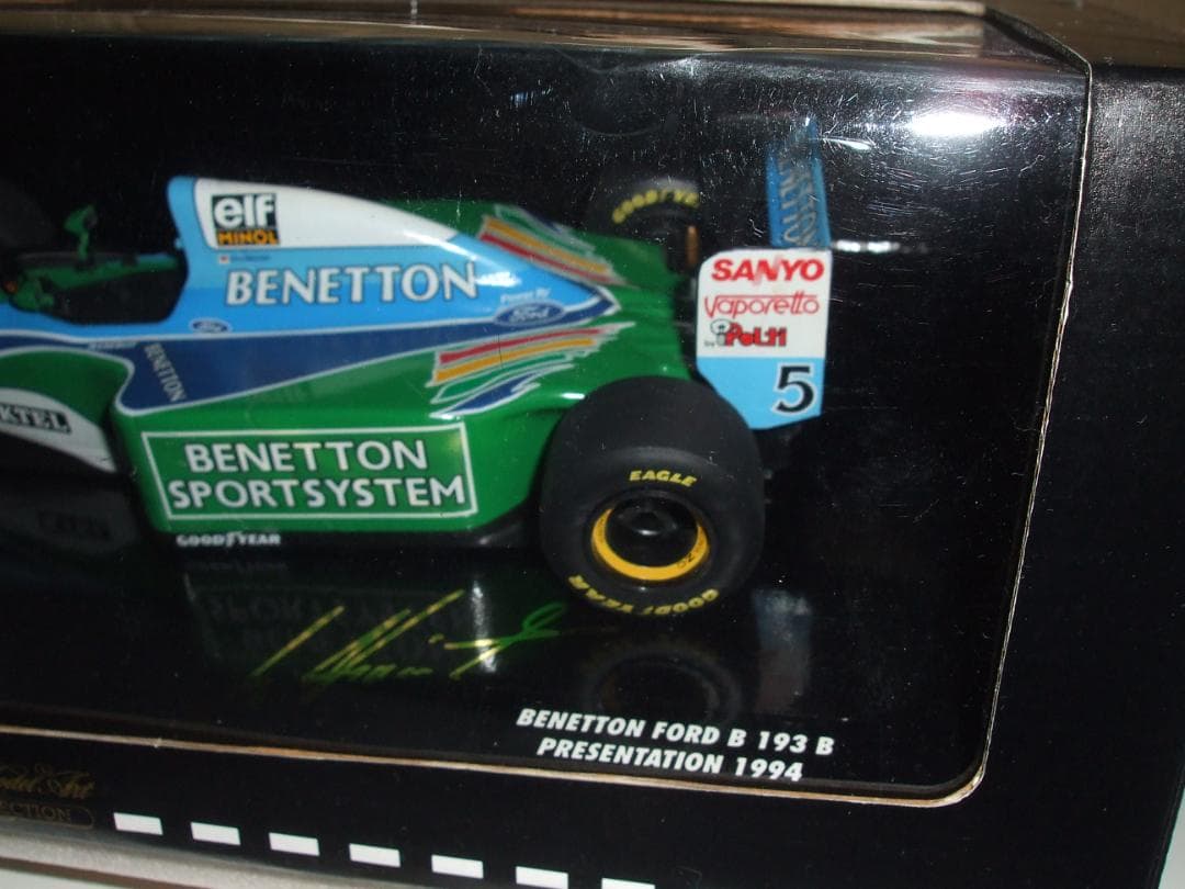 ベネトン　フォード　Ｂ１９３B　シューマッハ　プレゼン　ミニチャンプス　１／１８