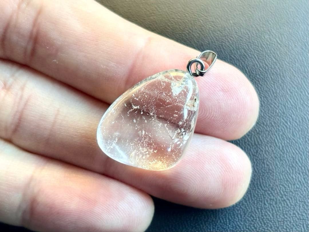 究極品質　超希少幻の逸品　ヒマラヤ幻の聖山　カイラス水晶のペンダントトップ　6g