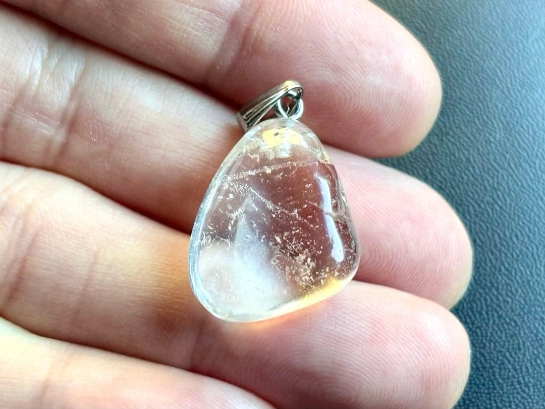 究極品質　超希少幻の逸品　ヒマラヤ幻の聖山　カイラス水晶のペンダントトップ　6g