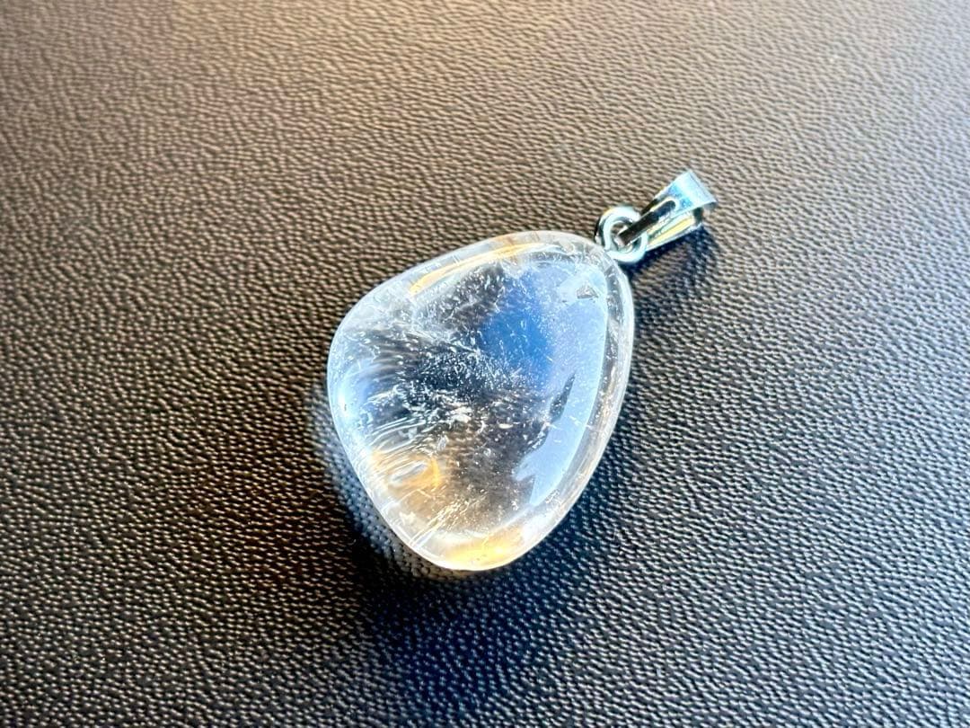 究極品質　超希少幻の逸品　ヒマラヤ幻の聖山　カイラス水晶のペンダントトップ　6g