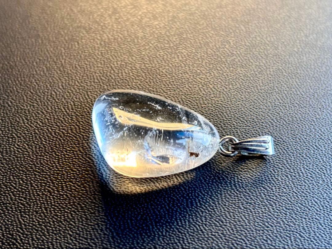 究極品質　超希少幻の逸品　ヒマラヤ幻の聖山　カイラス水晶のペンダントトップ　6g