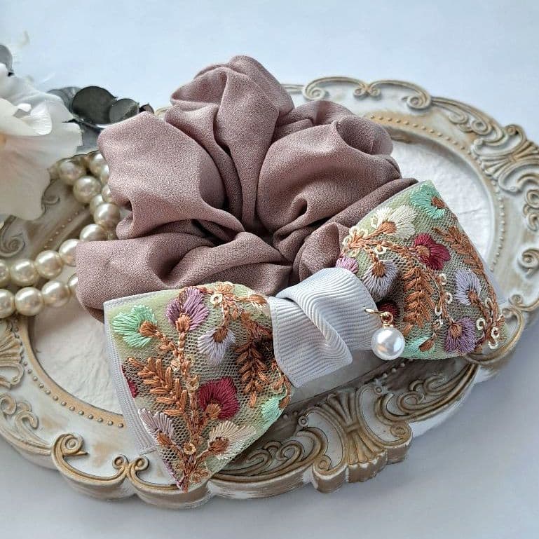 メグえもん様お取引中⭐3281⭐❣️大人可愛い華やかアクセ❣️オリジナル✴インド