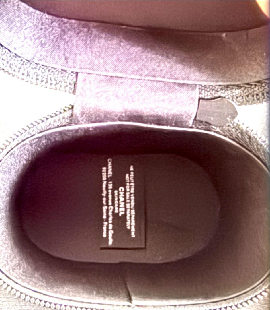 CHANELシャネル、限定容器入り限定ルージュココベージュ&限定ネイルサテン