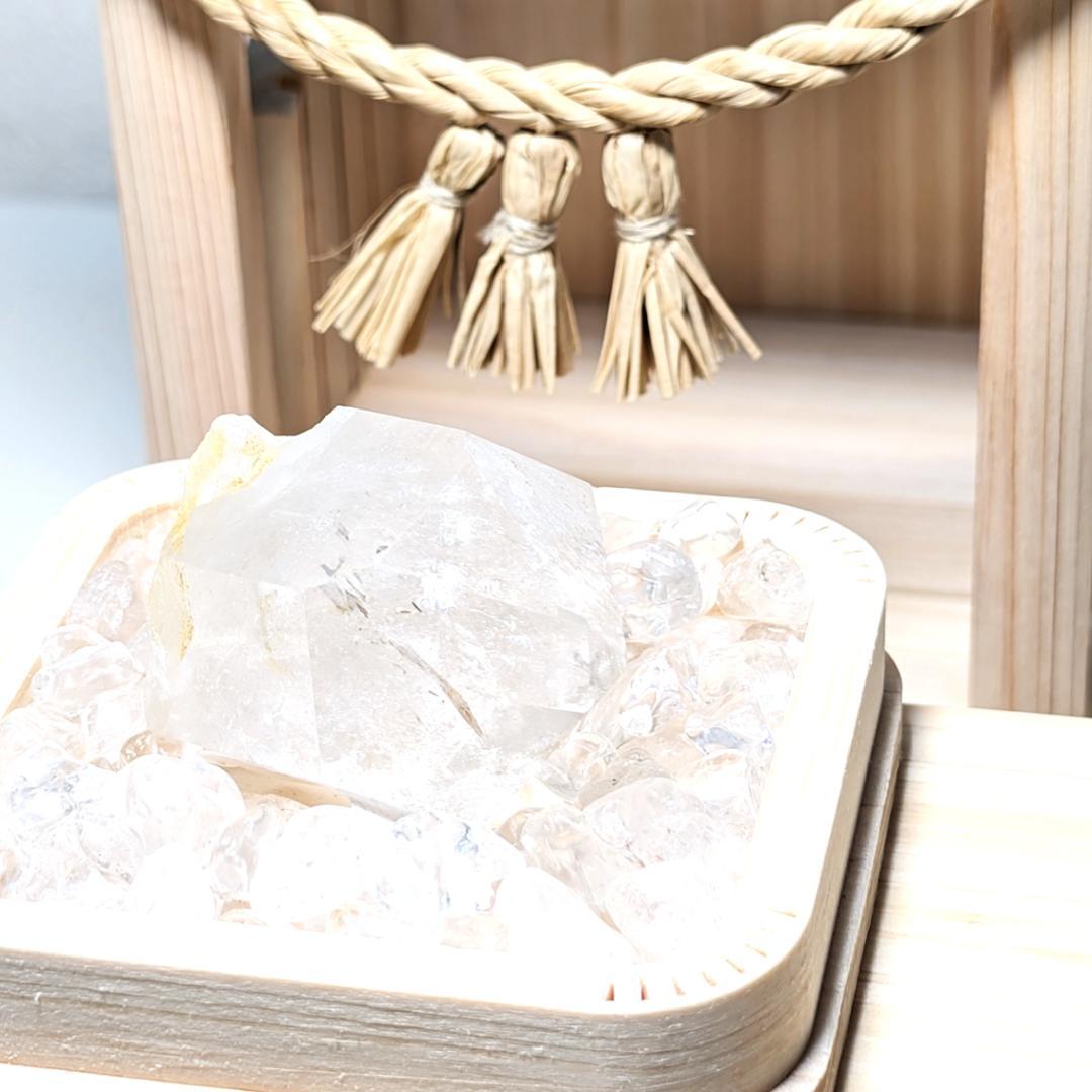 一点物 六角形の水晶ポイント原石 虹の光も顔を出す 神秘的エナジー 贈り物に