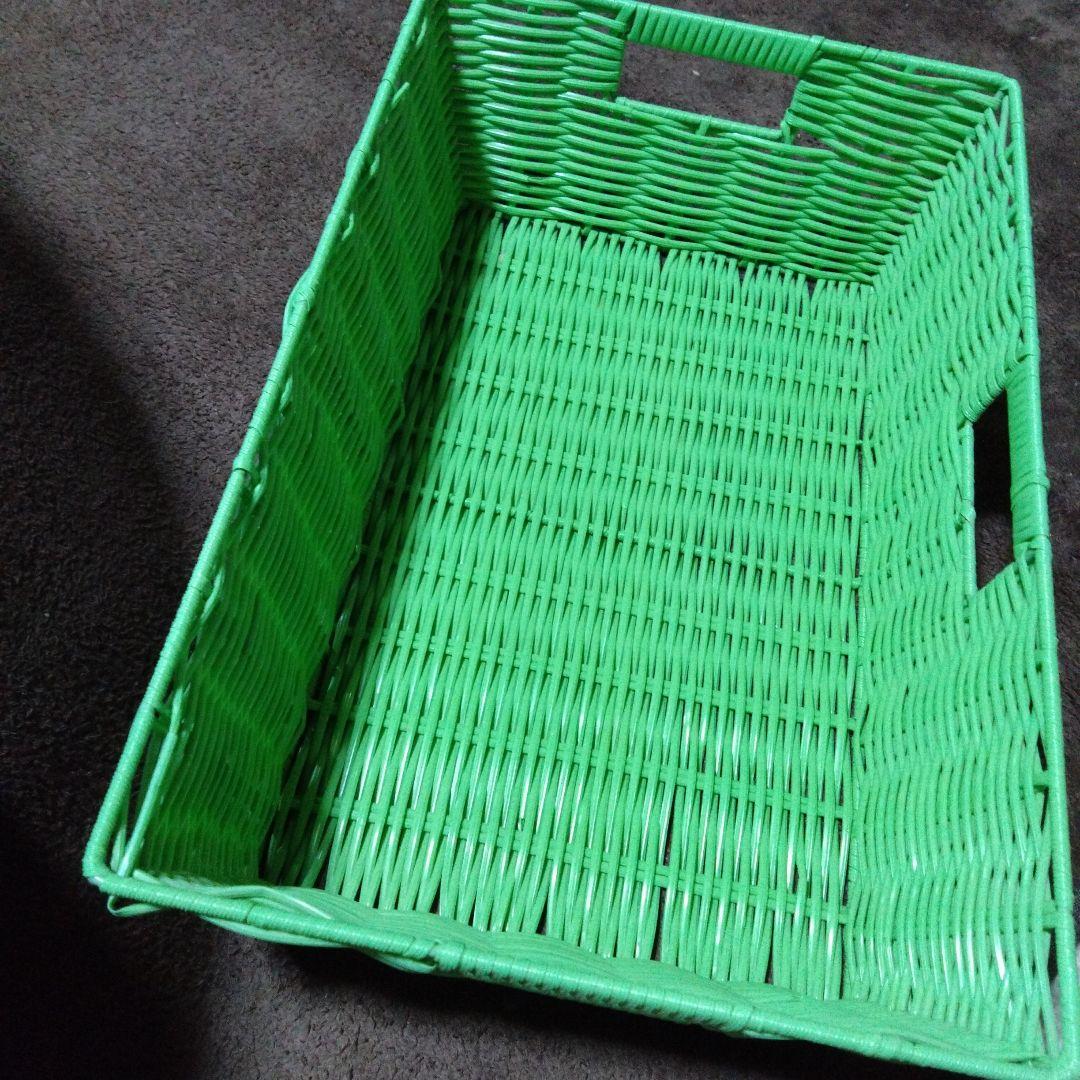グリーンのかごボックス　レトロ雑貨　レトロかご