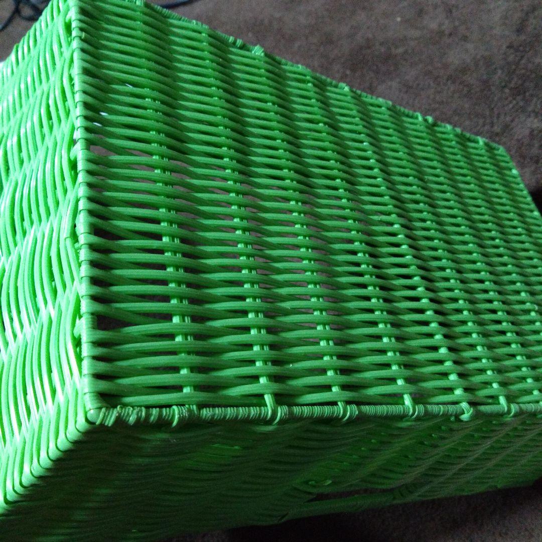 グリーンのかごボックス　レトロ雑貨　レトロかご