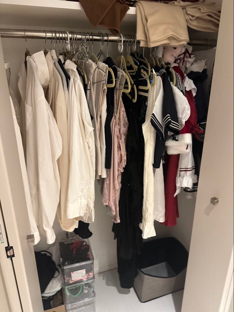 メンズエステ　一式　マットレス　衣装　洗濯乾燥機　オイルウォーマー　紙パンツほか