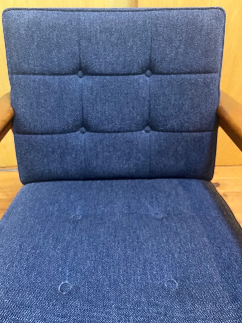 u*1様 カリモク60 Kチェア 1シーター タープブルー 難あり