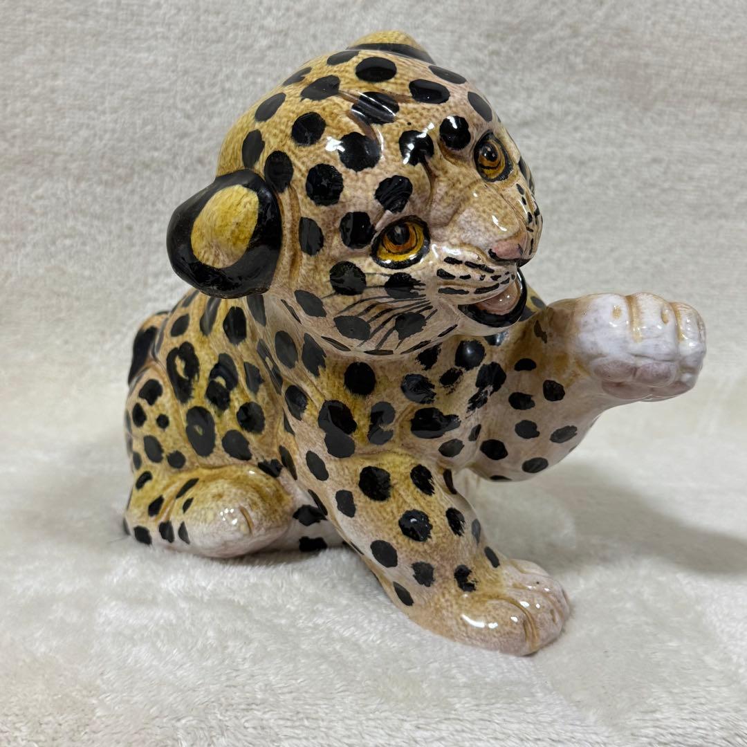 陶磁器 招き猫 招き豹 ヒョウ チーター 赤ちゃん インテリア かわいい