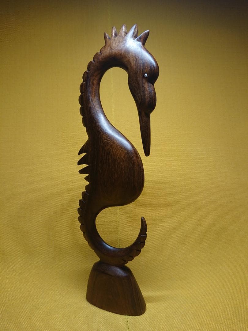 【美品】魚　タツノオトシゴ　木彫　置物　インテリア　工芸品　美術品　A1293