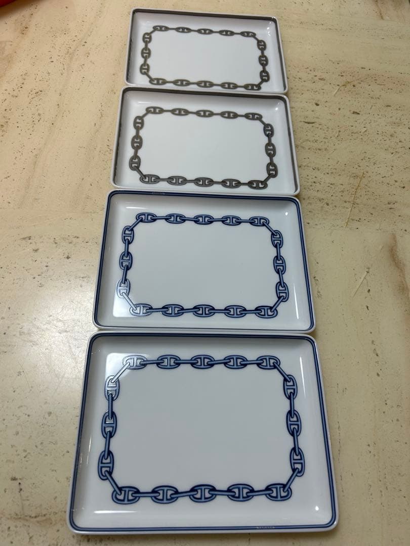 エルメス　シューヌダンクル　スクエアプレート　皿 シルバー2枚、ブルー2枚セット