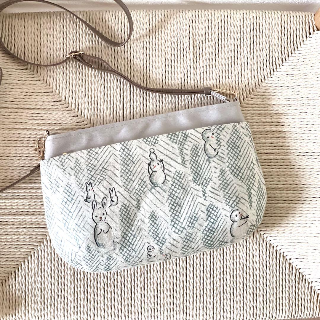 ⚮̈ミナペルホネン　lumiukko ドラポケショルダー　　　サコッシュ