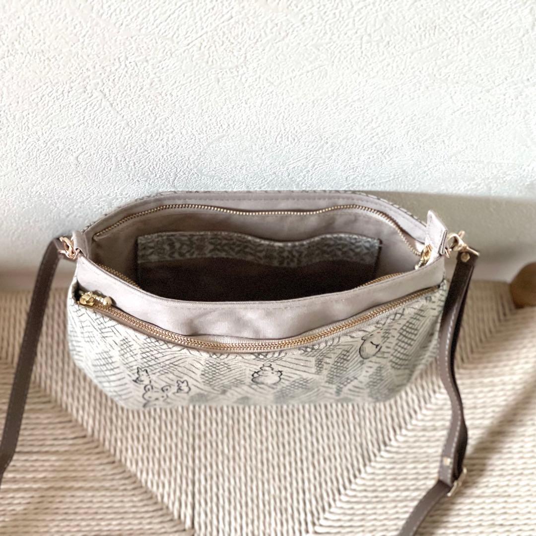 ⚮̈ミナペルホネン　lumiukko ドラポケショルダー　　　サコッシュ