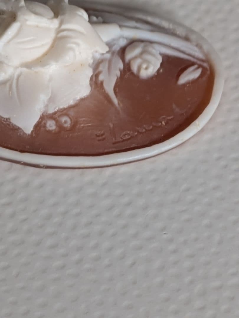 薔薇　バラ　花彫刻オーバル型カメオ