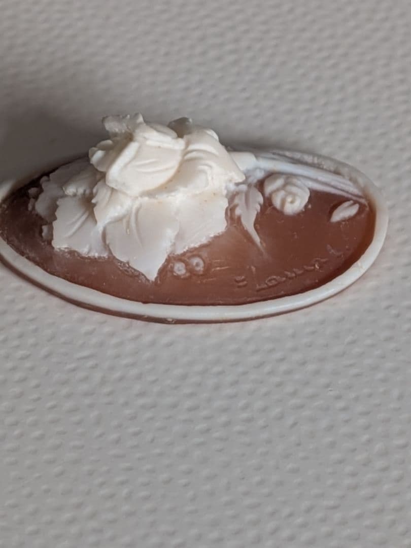 薔薇　バラ　花彫刻オーバル型カメオ