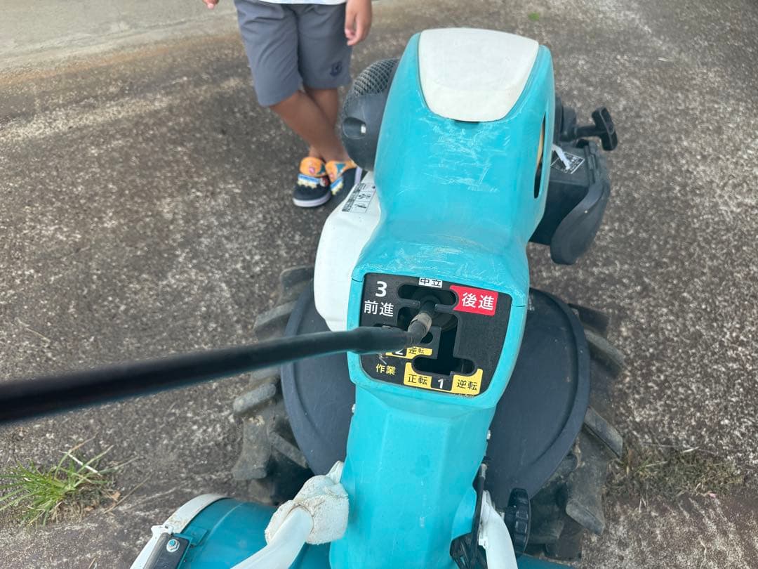 ほぼ数回のみの使用！良品クボタTR7000耕運機 管理機動作良好