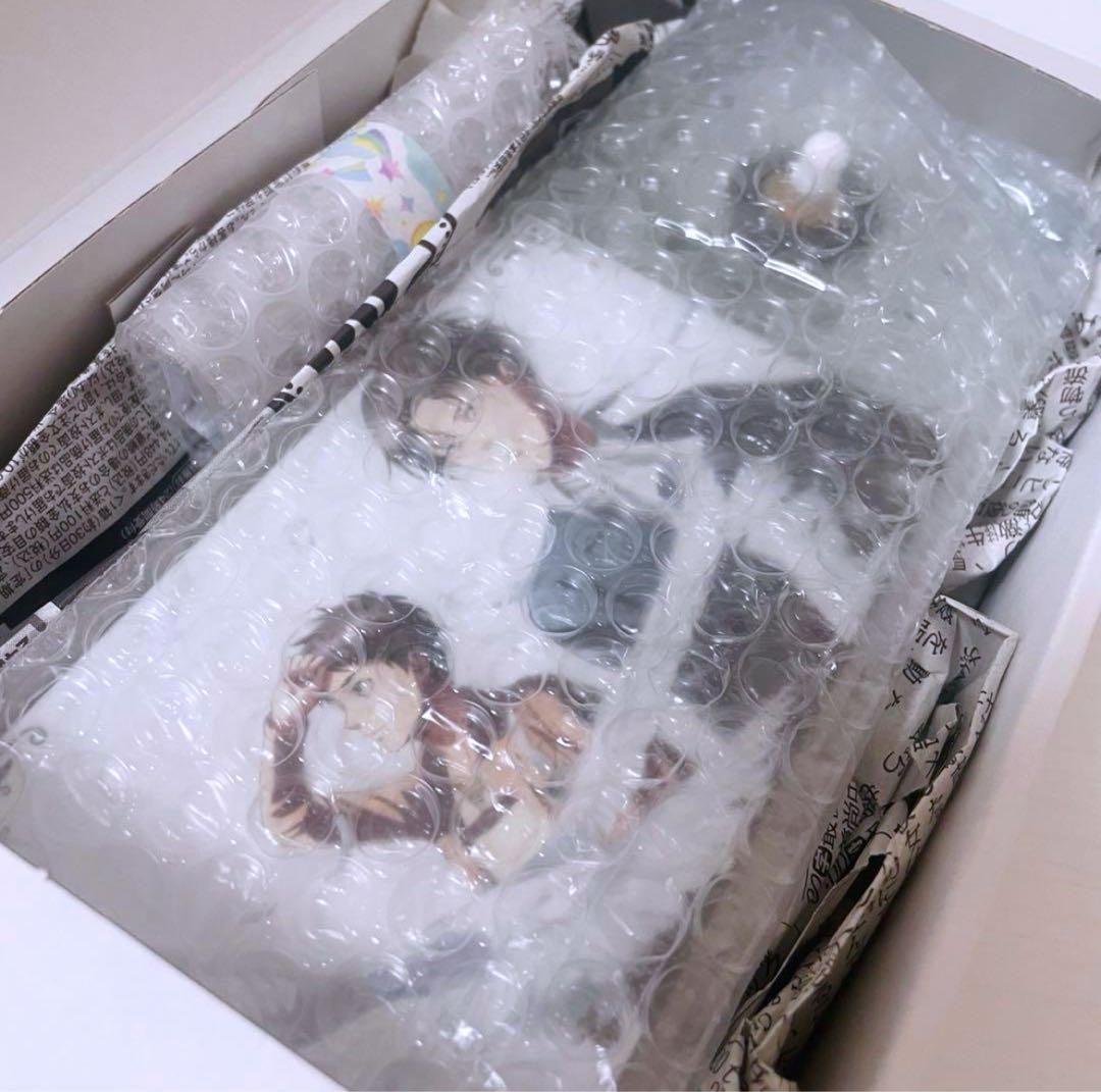 希少品】 進撃の巨人 アクリル置き時計 リヴァイ エレン - メルカリ