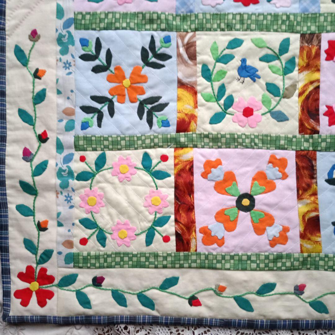 9マス花パッチワークアップリケキルトタペストリー