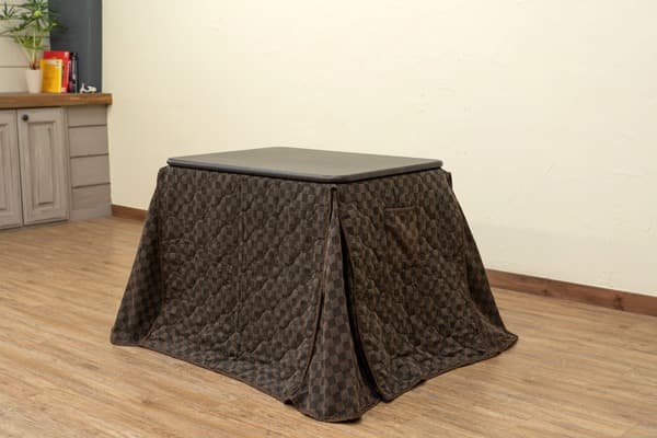 《新品・送料無料》ダイニングコタツ　掛け布団セット　80×60　BR/NA