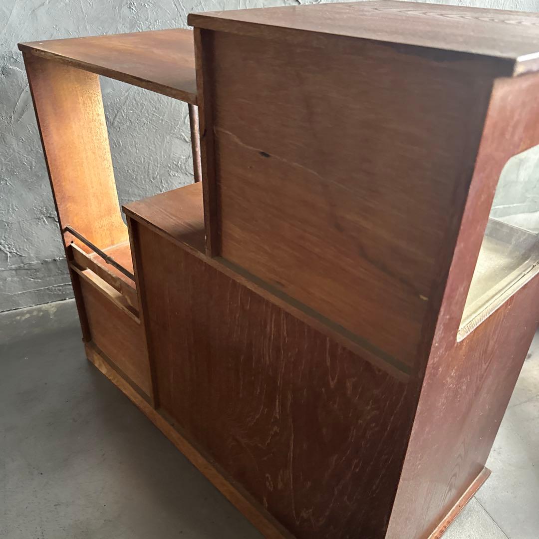 さらに！瞬間お値下げ❣️小さな茶箪笥　古ガラス入っています！ 食器棚などに可愛い